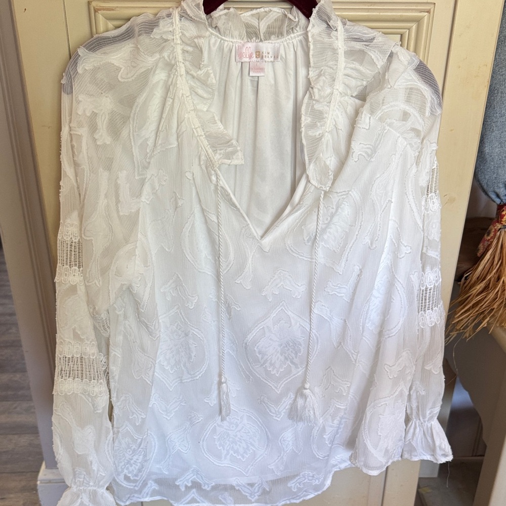 Belle by Kim Gravel White Embroidered Boho V-Neck Blouse